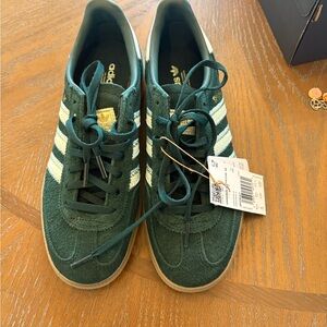 Adidas Spezial Dark Green Sneakers
